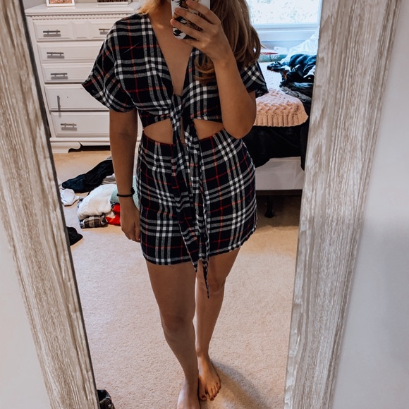 PLAID DRESS - Picture 2 of 4